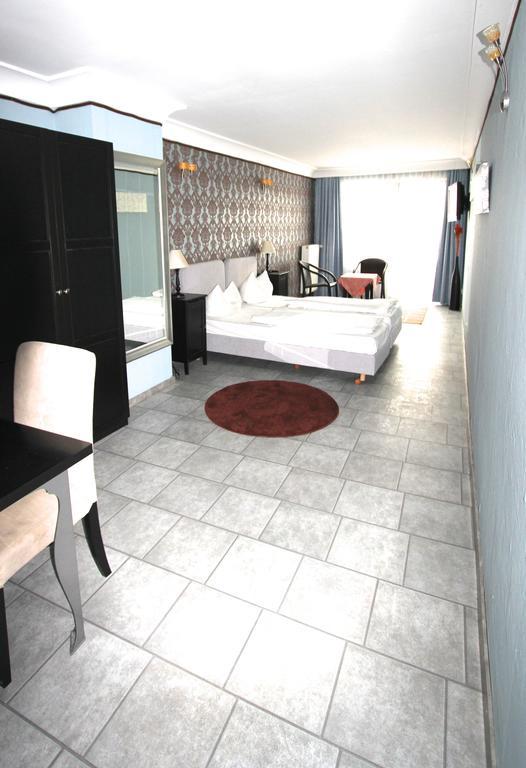דיסלדורף Apartmenthaus Alt Graz חדר תמונה