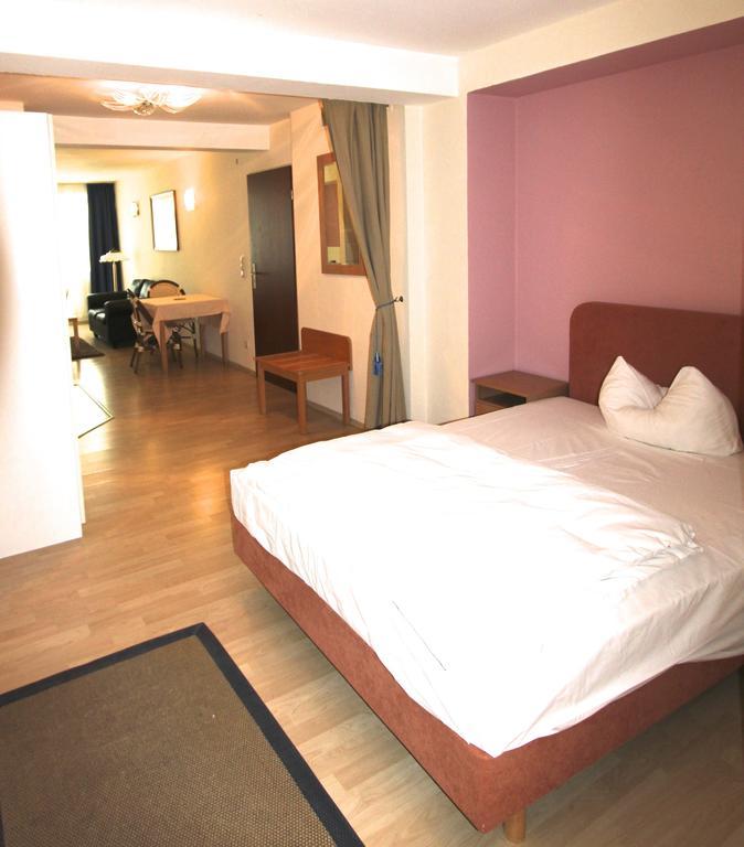 דיסלדורף Apartmenthaus Alt Graz חדר תמונה