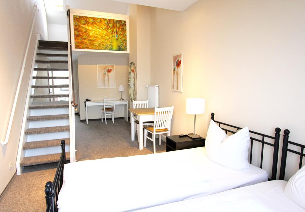 דיסלדורף Apartmenthaus Alt Graz חדר תמונה
