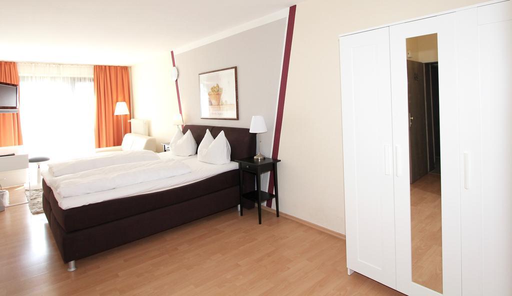 דיסלדורף Apartmenthaus Alt Graz מראה חיצוני תמונה