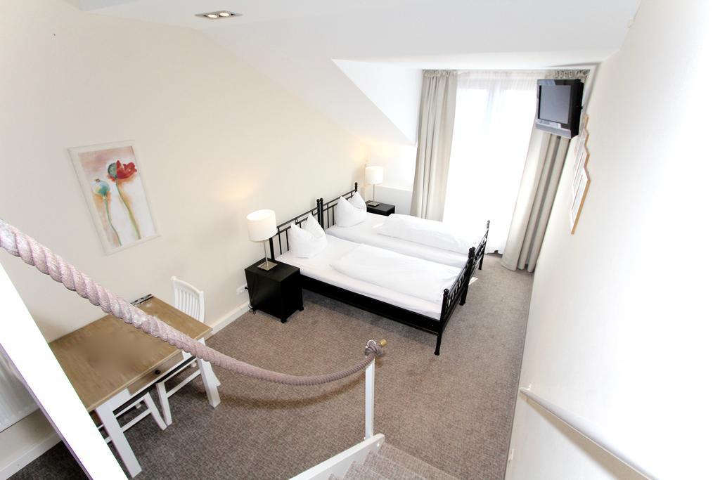 דיסלדורף Apartmenthaus Alt Graz מראה חיצוני תמונה