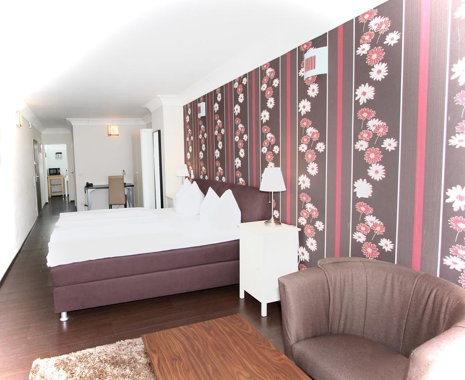 דיסלדורף Apartmenthaus Alt Graz מראה חיצוני תמונה